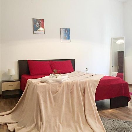 Luxury Apartament Appartement Boekarest Buitenkant foto